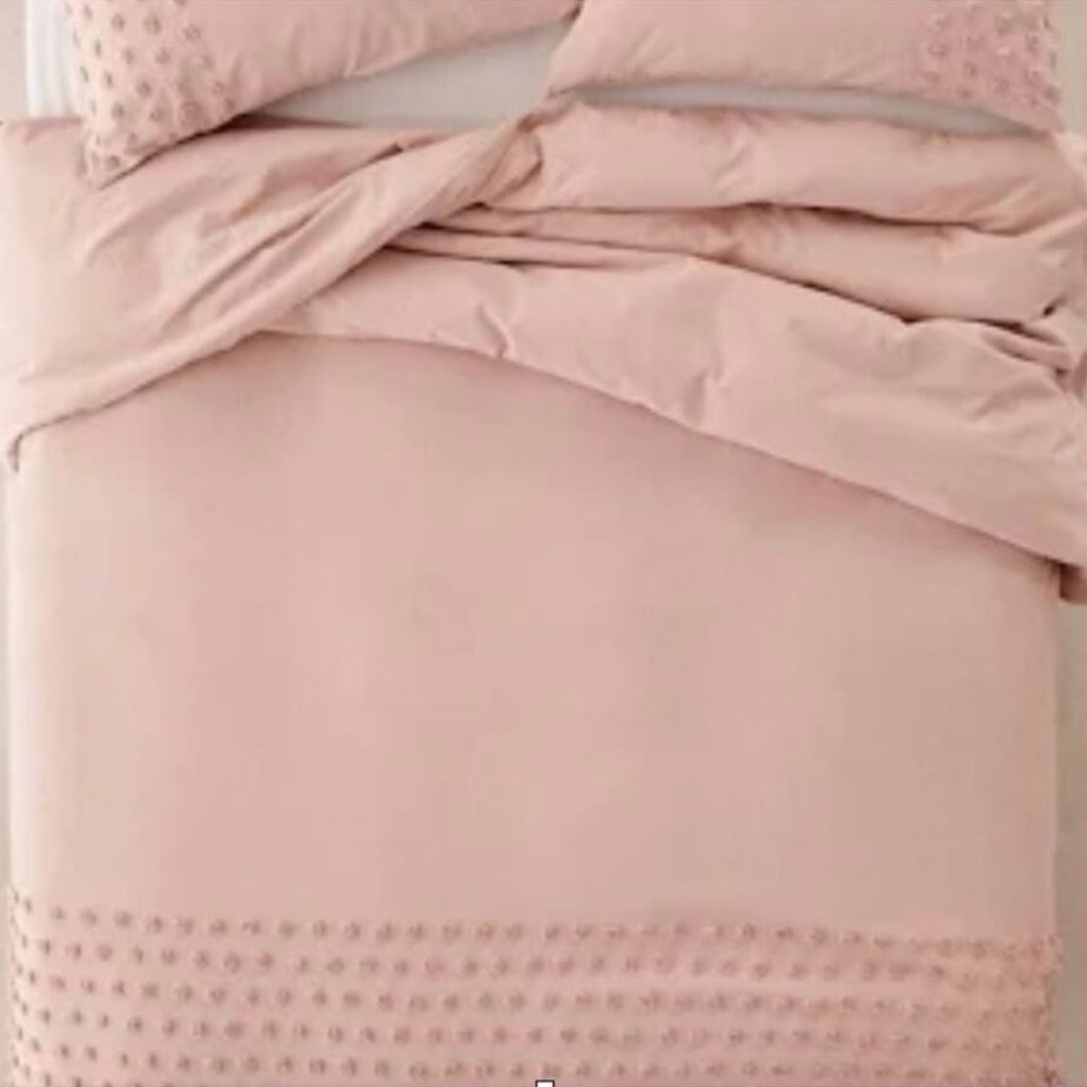 Urban Outfitters bedding set